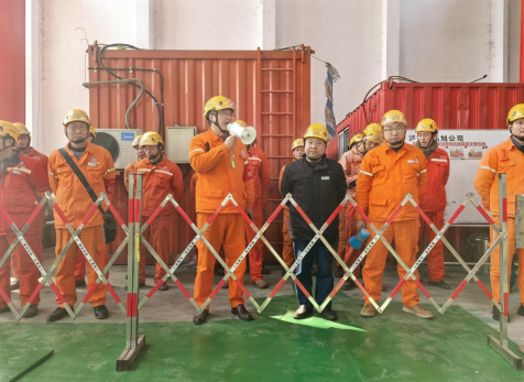 弘旭公司開展有限空間事故救援應(yīng)急演練